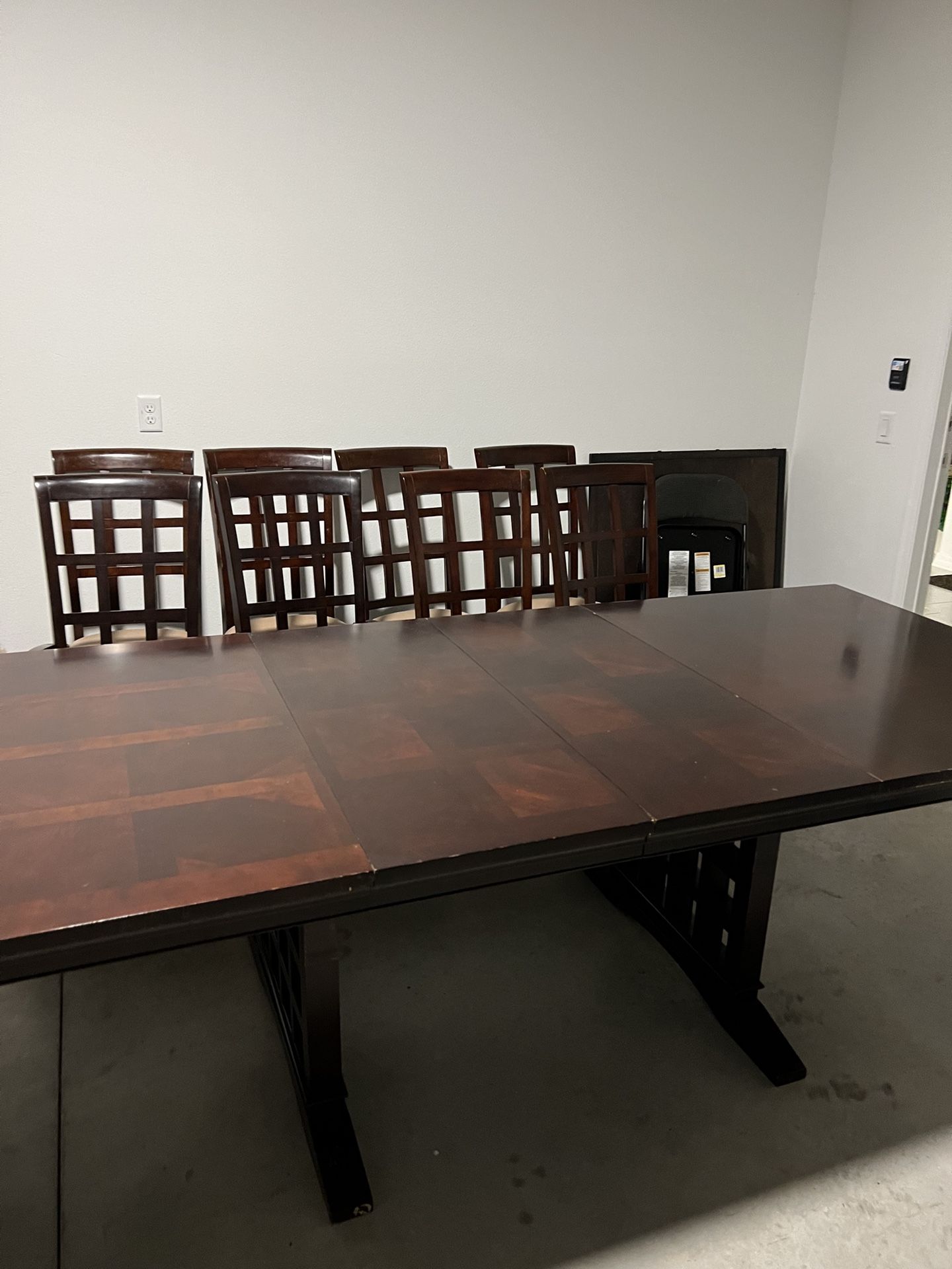 retractable and expandable dining table with chairs