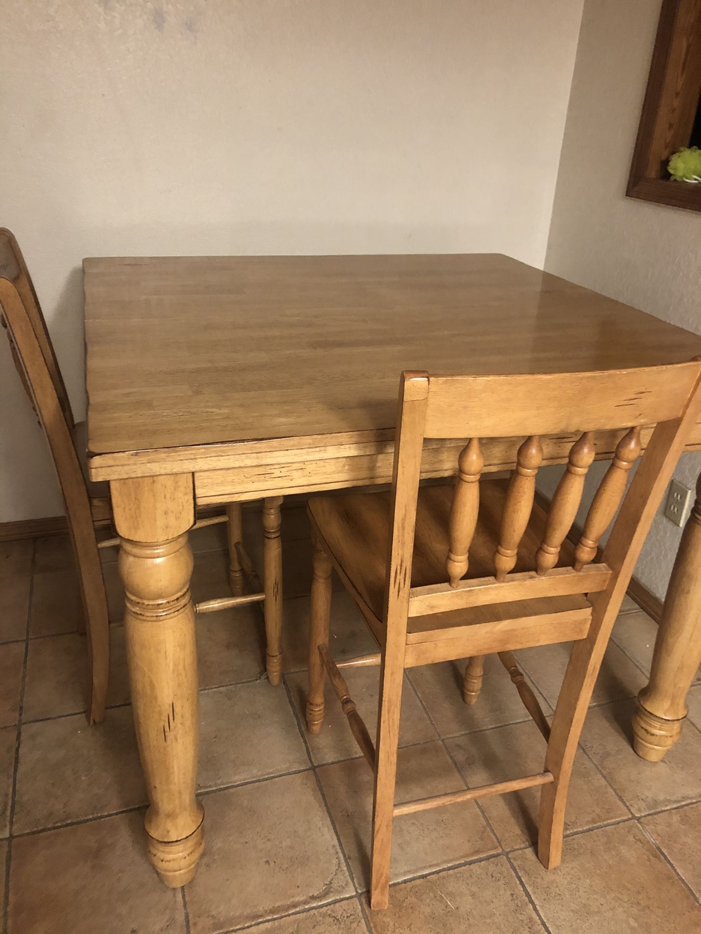 Dining table w/6chairs,leaf