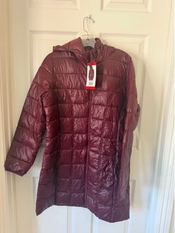 Lightweight Water-Resistant Hooded Puffer Coat