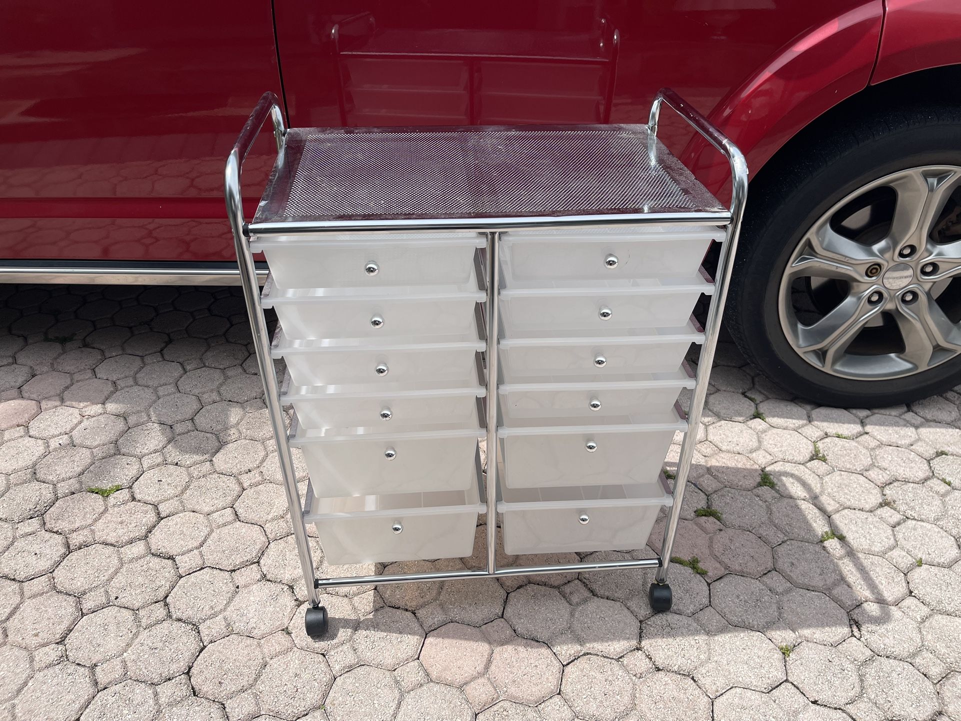 Clear 12 Drawer Rolling Cart 25”W X 32”H X 15”D In Good Condition $40 Firm On Price