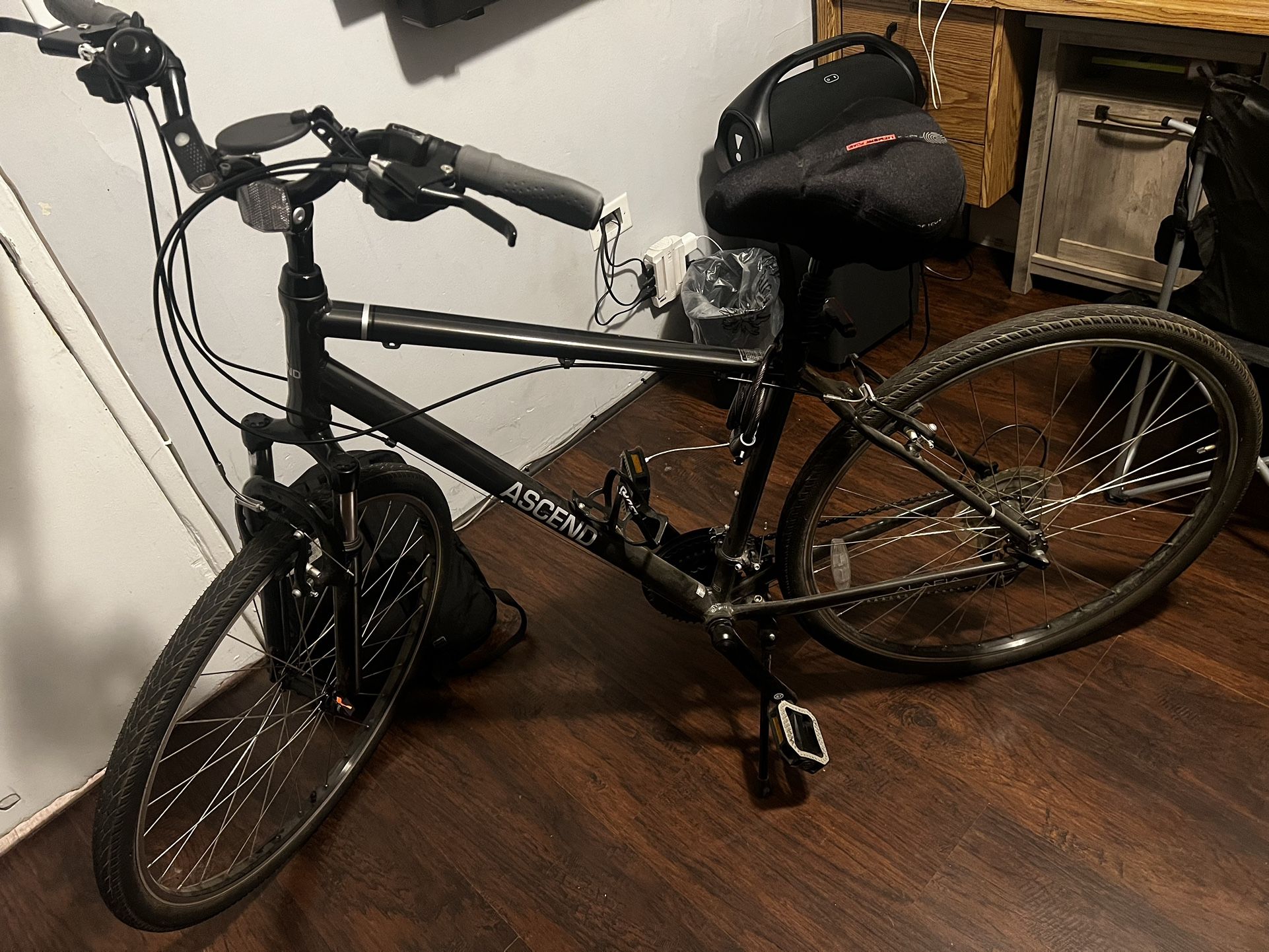 Ascend Alafia Hybrid Bike