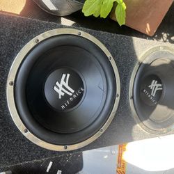2 12” Subwoofers