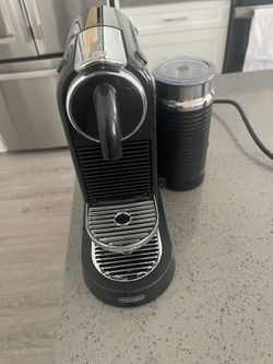 Nespresso CitiZ & Milk Espresso Machine by De'Longhi