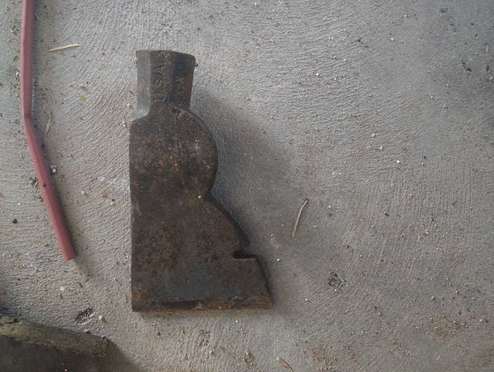 Vintage 138 Hammer Hatchet Tool