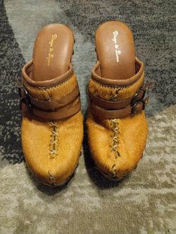 Pony Fur Heels Size 8