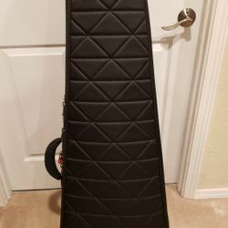 Road Runner Bass Guitar Case