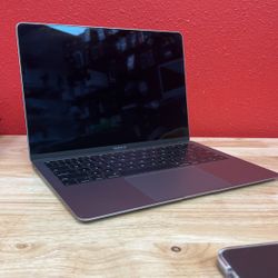 MacBook Air 13” 256GB 