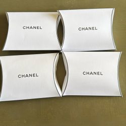 Small Chanel Gift Box 