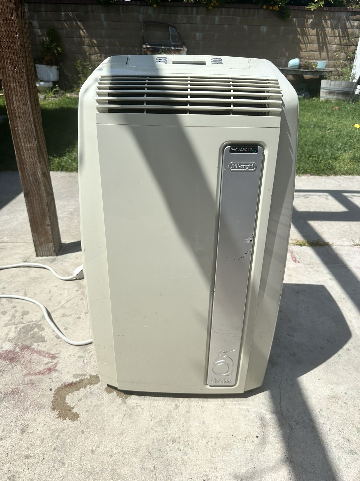 Used DeLonghi PAC A120LE Portable Air Conditioner  Price: $80