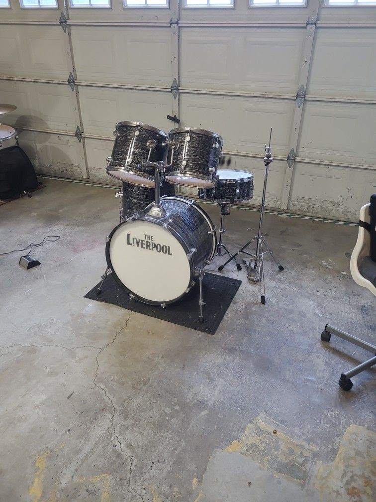 CODA Liverpool series 5pc drum set