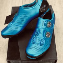 Cycling shoes 