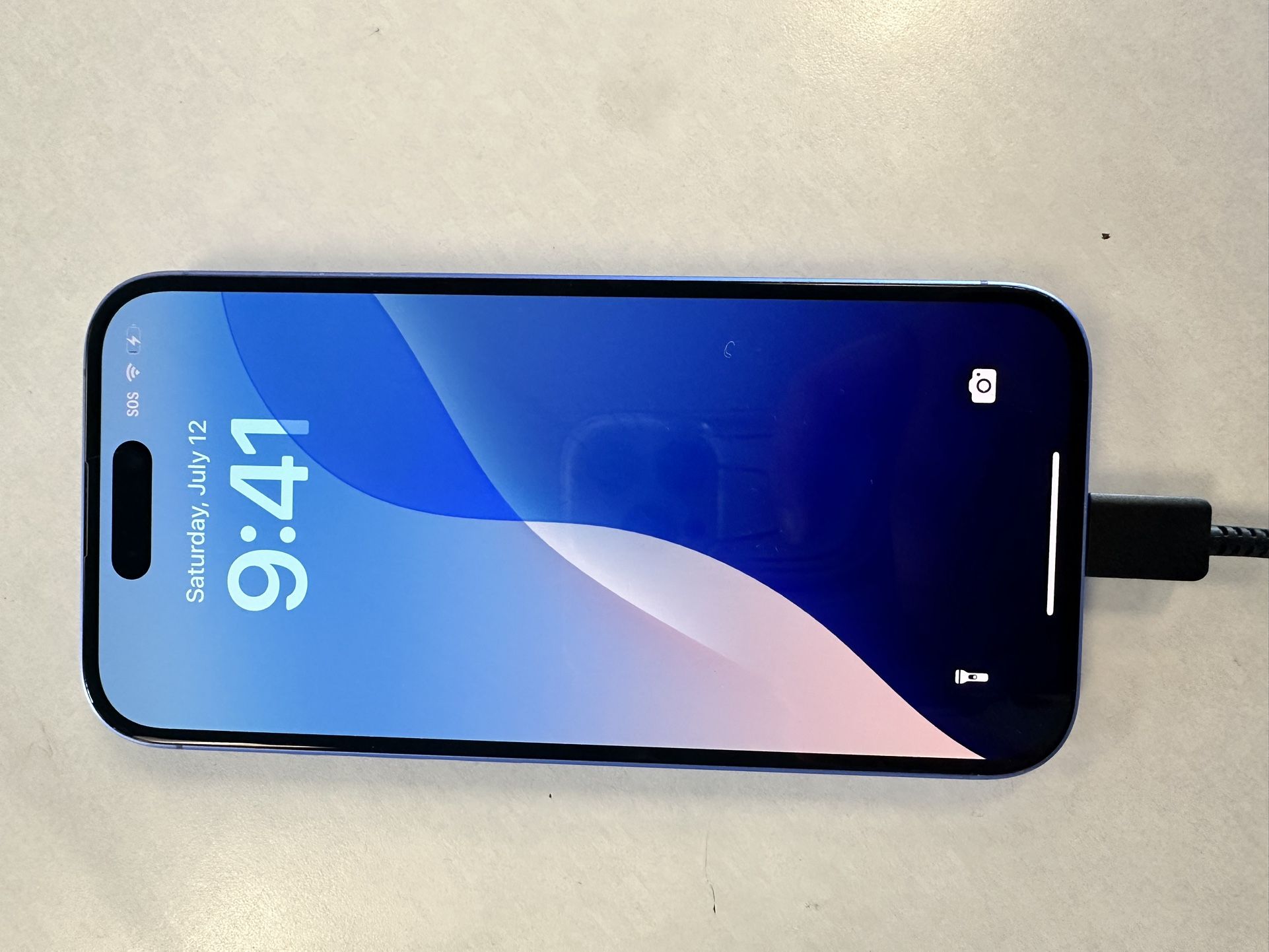 iPhone 16