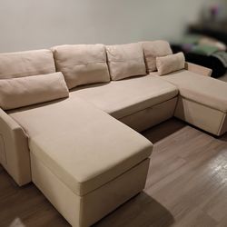 Free Delivery Today 🏠🛻. Cleaned U sectional couch with pullout bed and double storage chaise. No stains or rips. Nice sofa