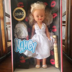 Nancy Colección Divas doll
