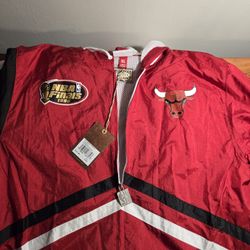 Chicago Bulls 1996 NBA Finals Windbreaker Jacket Mitchell and Ness Size (Extra Large)