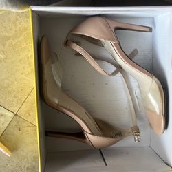 Nude heels size 6