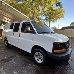 Chevy Express 1500