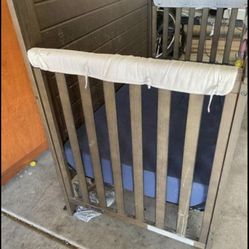 Crib With Mattress 