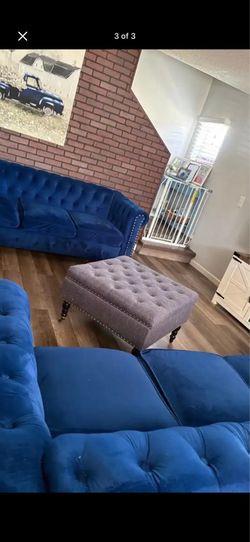 2 Blue sued  couches
