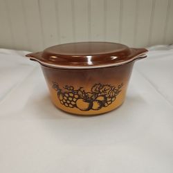 Vintage Pyrex Orchard 1 QT - Shelton 