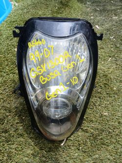 99-07 Suzuki Hayabusa Gen1 GSX1300R OEM R5660 HEADLIGHT