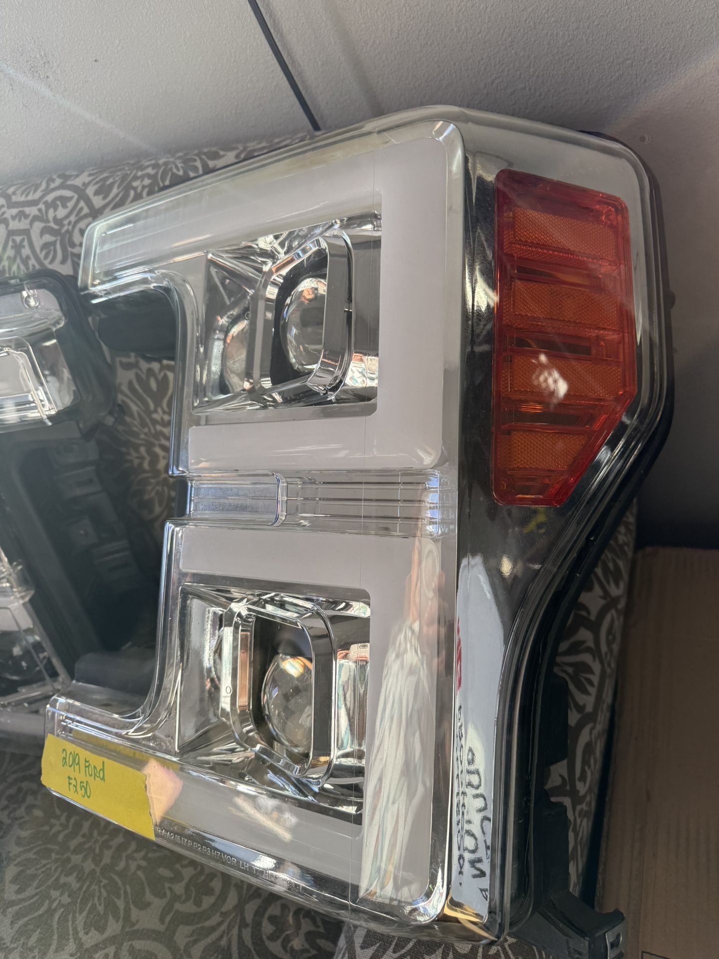 Ford F250 Headlamps