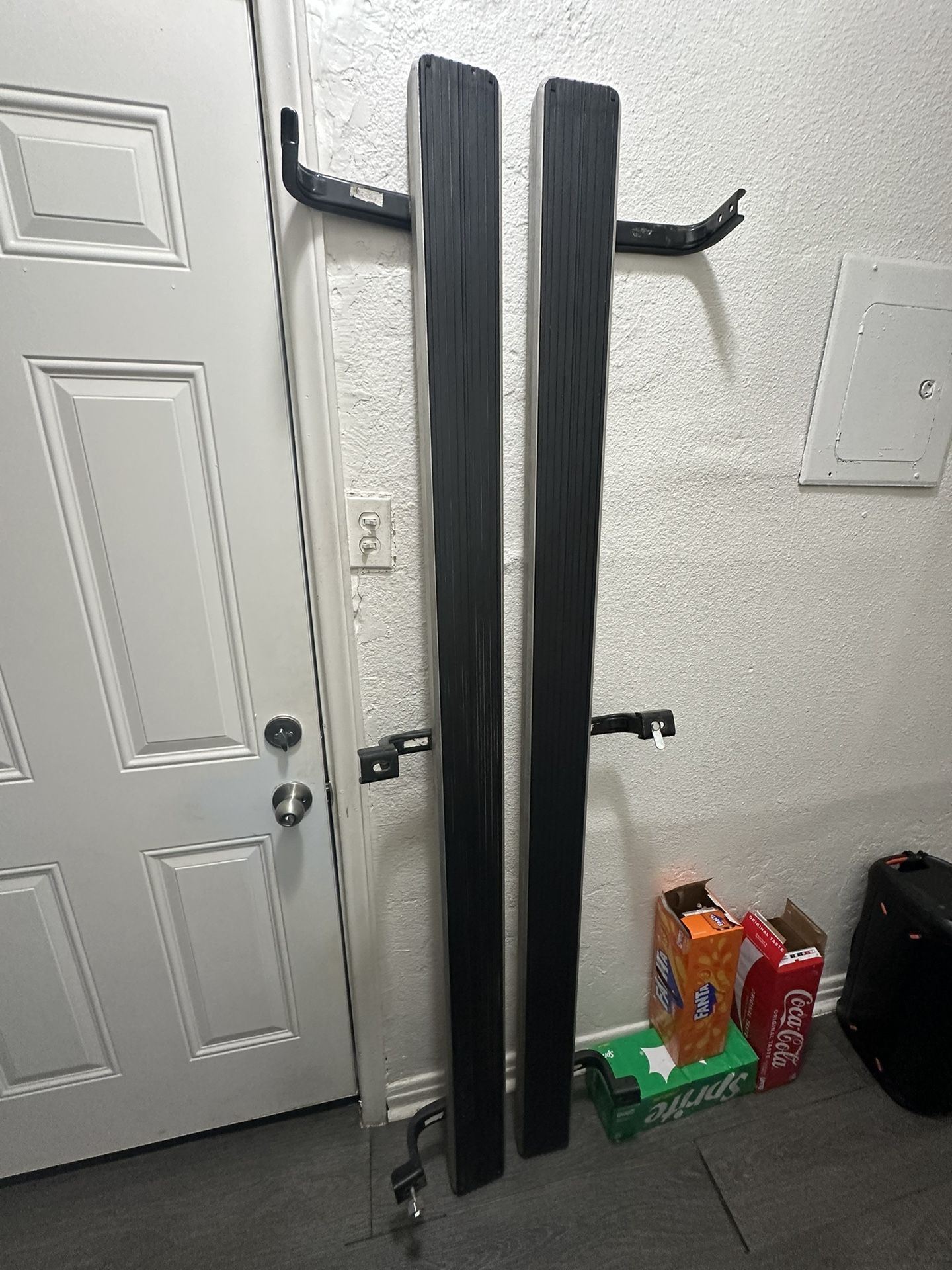 Side Step Boards/ Estribos Escalones