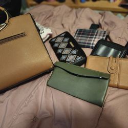 Purses And Wallets