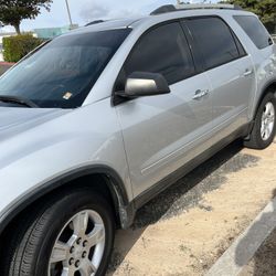 GMC Arcadia 2012  Gray