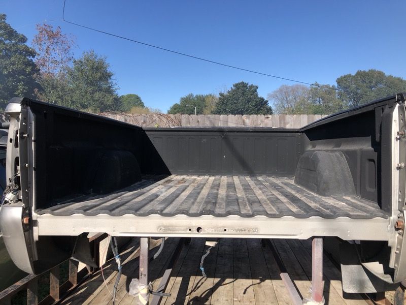 00/06 GMC Sierra quadrasteer bed for Sale in Houston, TX OfferUp