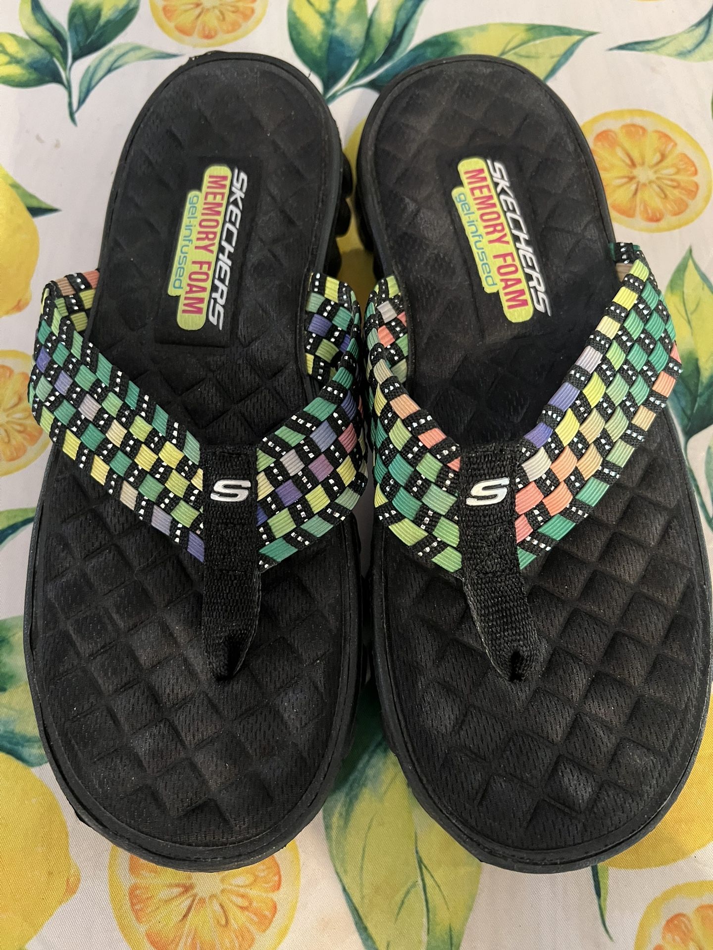 Skechers 7.5