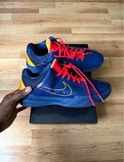Kobe 5 size 12 Caitlin Clark