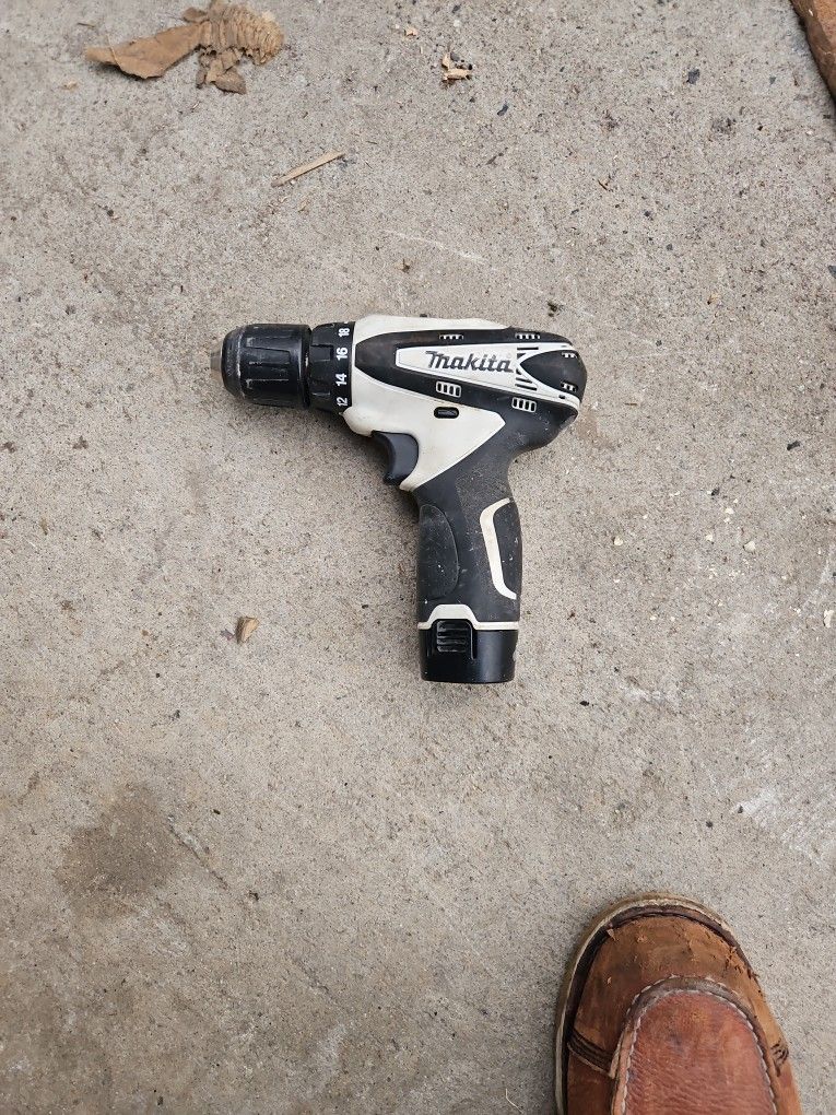 Makita 12v Drill