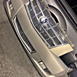 Escalade Platinum Parts 