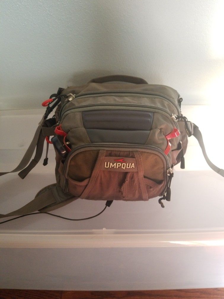 Umpqua Fly Fishing Pack