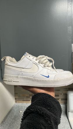 Nike airs MENS 10 to 11