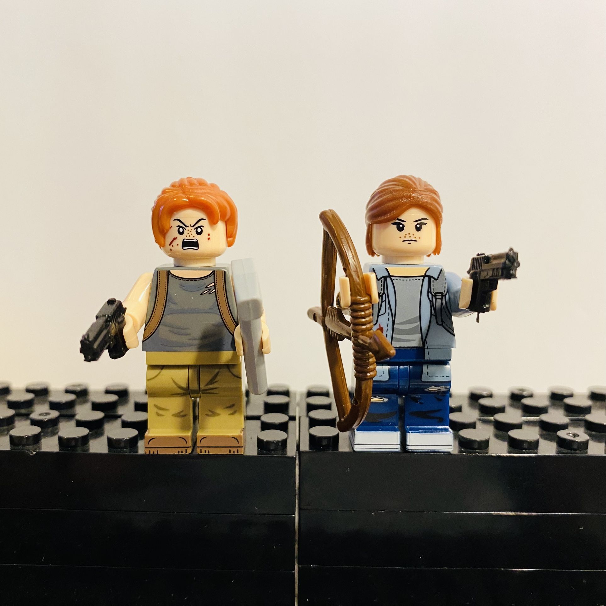 The Last of Us Minifigures Ellie and Abbie | New Custom LEGO Compatible Toys