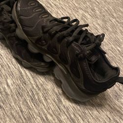 AIR VAPORMAX PLUS