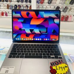 MacBook Air M2 256GB 8Ram 