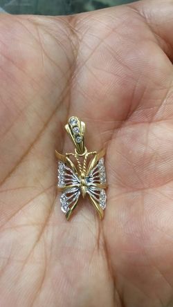 14k Gold Charm CZ stones high quality 2.4 grams