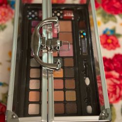 Cosmetic Makeup Box With A Free Silicone Eye Makeup Practice 