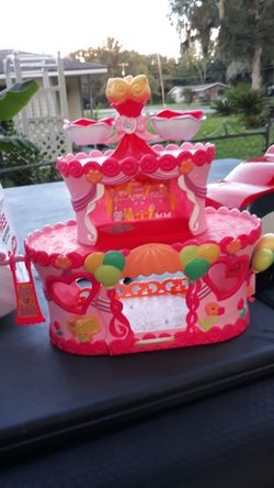 My little pony Rollerskate park toy