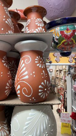 💥💥Flower vase $20….. $180 by the dozen (7” tall )💥💥