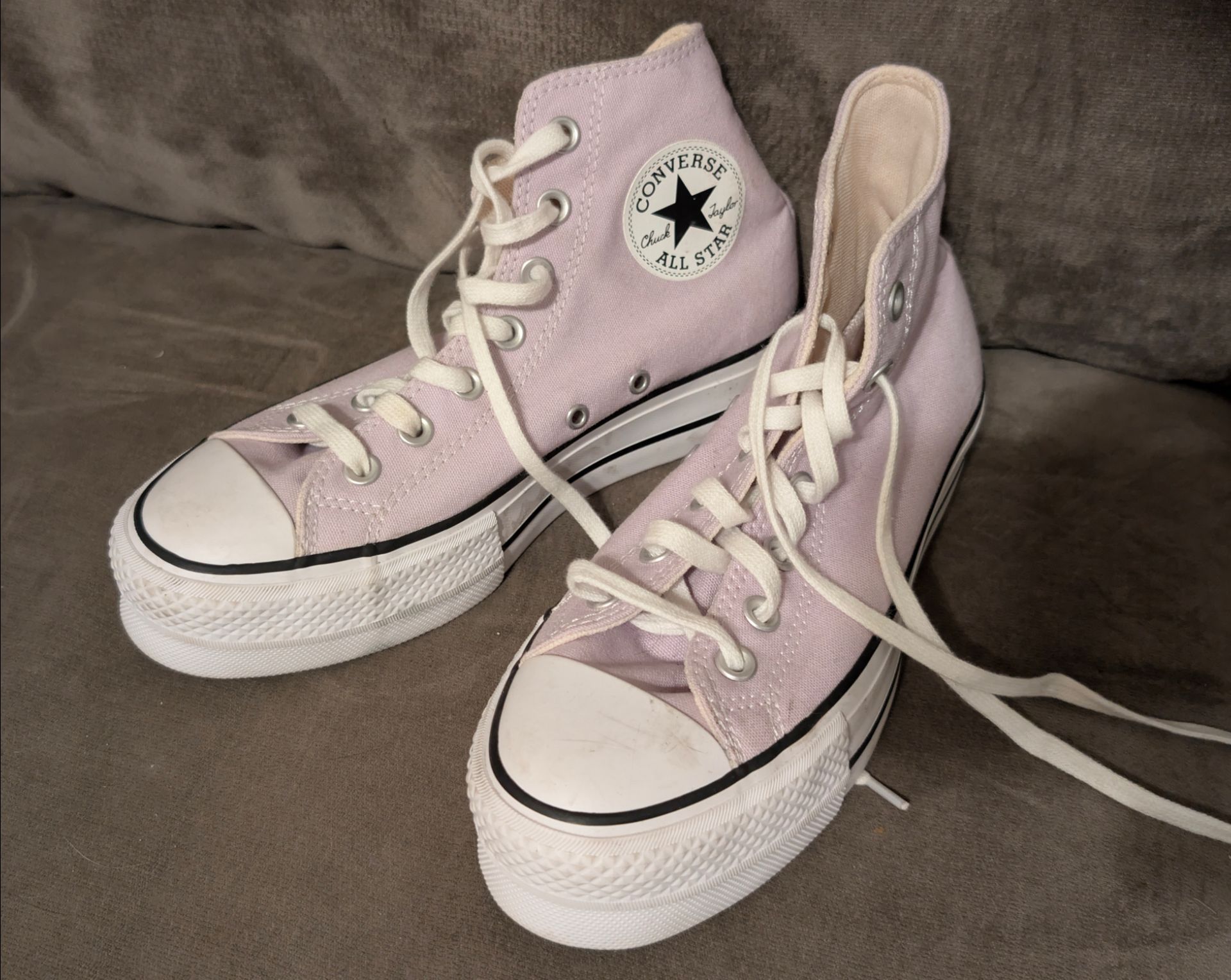 Converse All Star Platform High Top
Sneakers Women's Size 6.5