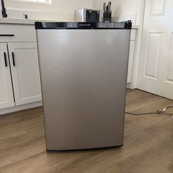 Mini Fridge OBO 