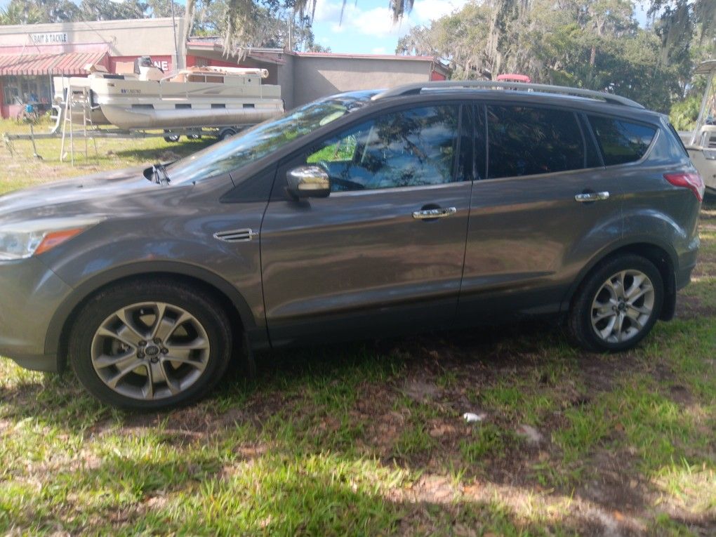 Two thousand fourteen ford escape titanium titanium