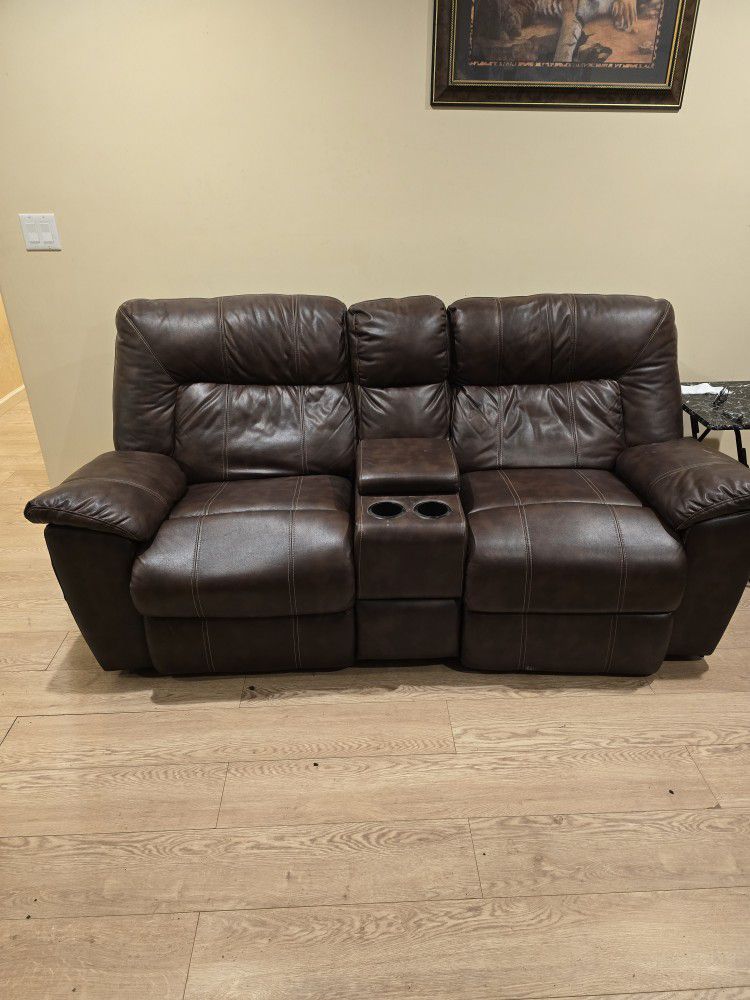 Leather Sofas Recliners