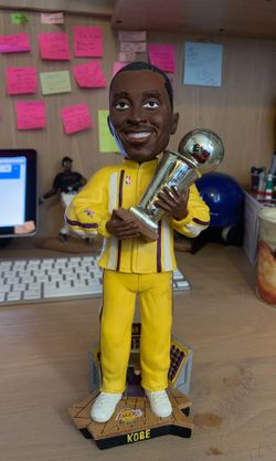 Kobe championship bubble head