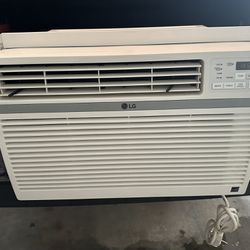 Nice LG 10,000 BTU Air Conditioner. Seldom Used! 2021