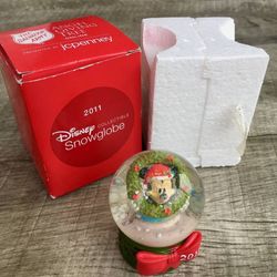 Disney Collectible 2011 Mickey Mouse Snow Globe with Box